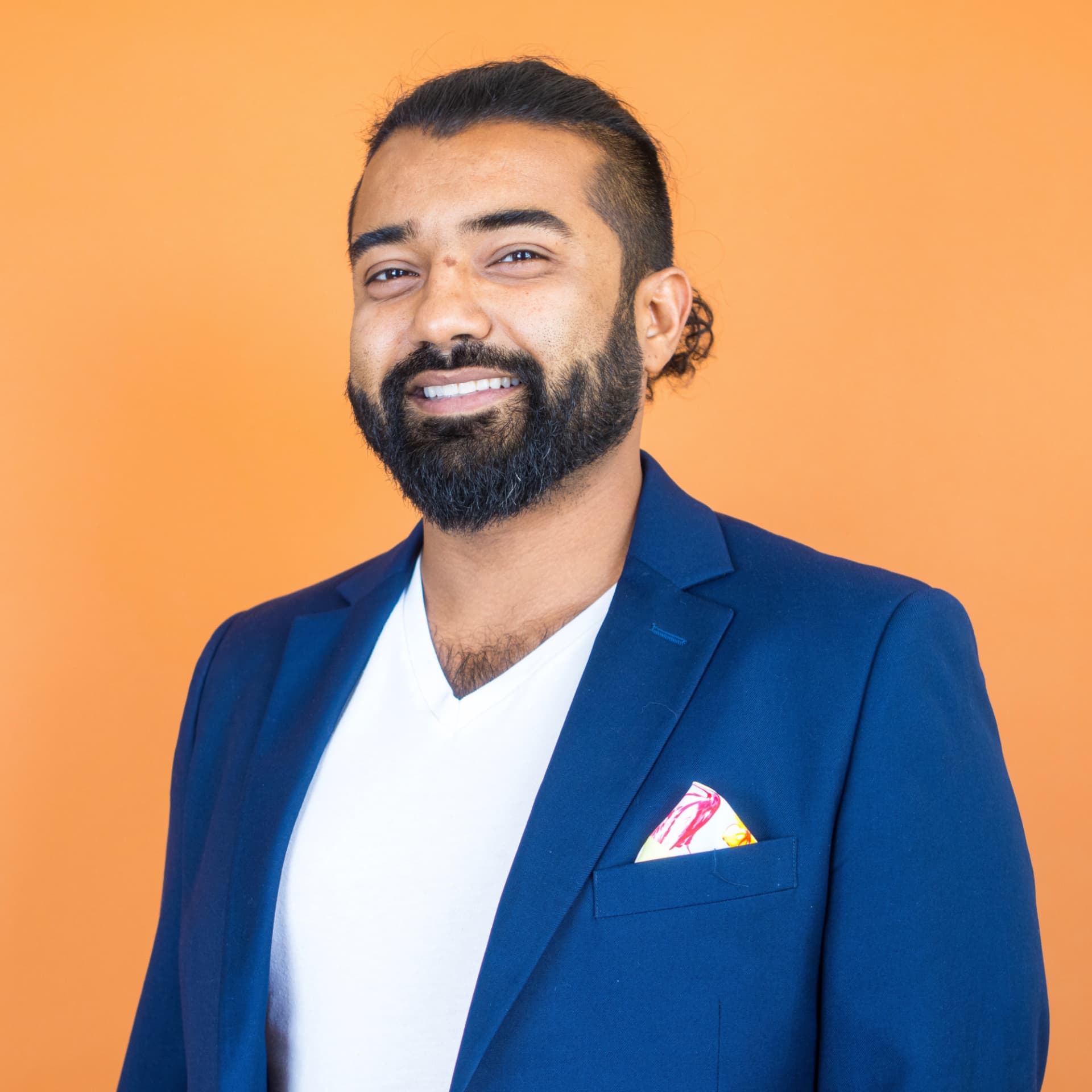 Hemant Varshney — Founder & CEO, DigiCom